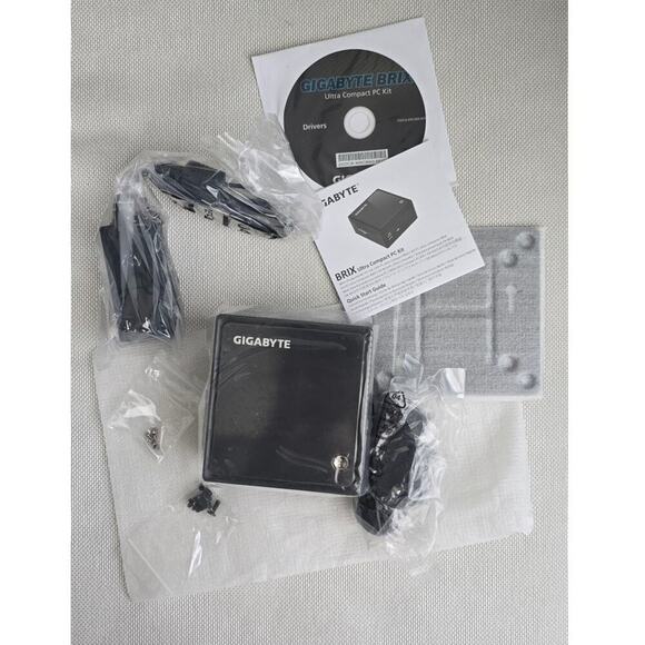 GIGABYTE BRIX Ultra Compact Kit PC Wireless Module Supports 2.5" Hard Drives - Picture 9 of 12